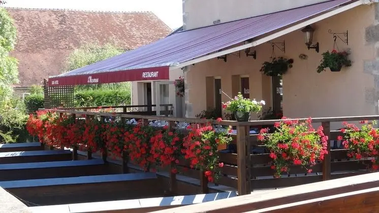 Hôtel Macarena - Dış Mekan