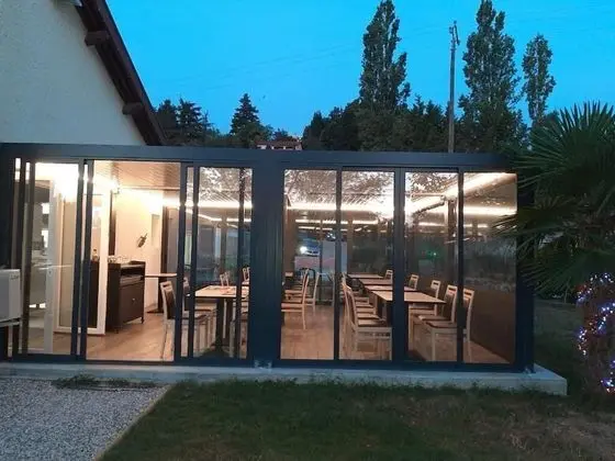 Hôtel Martinez Grenay - Dış Mekan