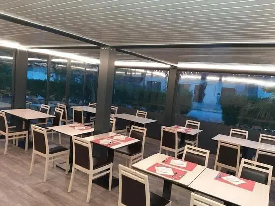Hôtel Martinez Grenay - Yerinde Yemek