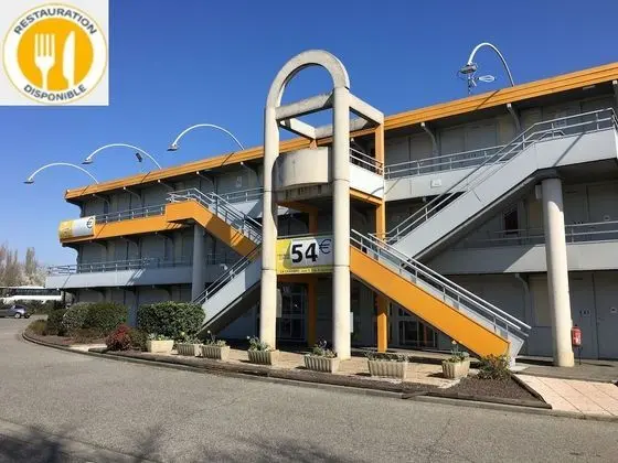 Hôtel Première Classe Toulouse Nord - Sesquières