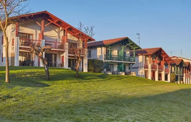 Hôtel Prestige Odalys Erromardie - Dış Mekan