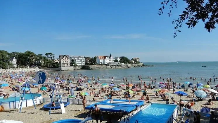 Hôtel Résidence les Flots - Plaj
