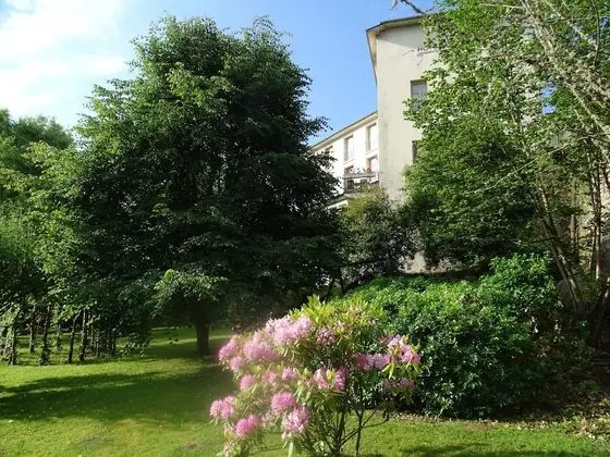 Hôtel Restaurant Ambroise - 1