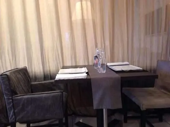 Hôtel Restaurant Besson La Taverne - Yerinde Yemek