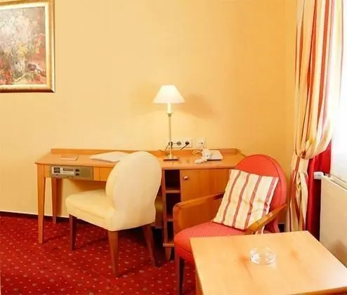 Hôtel-Restaurant DAHM - Oda Düzeni