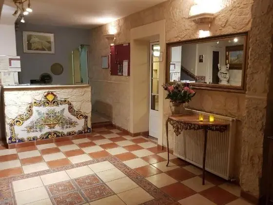 Hôtel Restaurant Le Commerce - Lobi