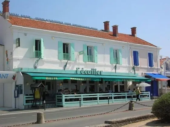 Hôtel Restaurant L'Ecailler - Dış Mekan