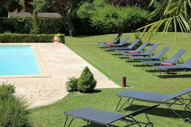 Hôtel - Restaurant Les Glycines - Havuz