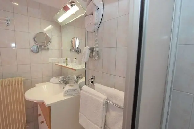 Hôtel - Restaurant les Marronniers - Banyo Tipleri