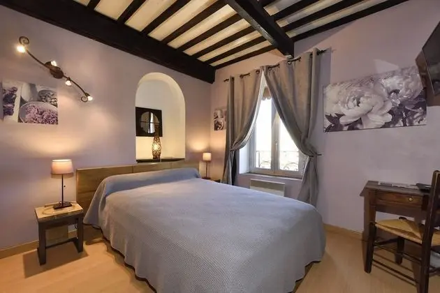 Hôtel Restaurant L'Oustaloun