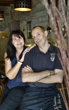 Hôtel Restaurant L'Oustaloun - Lobi