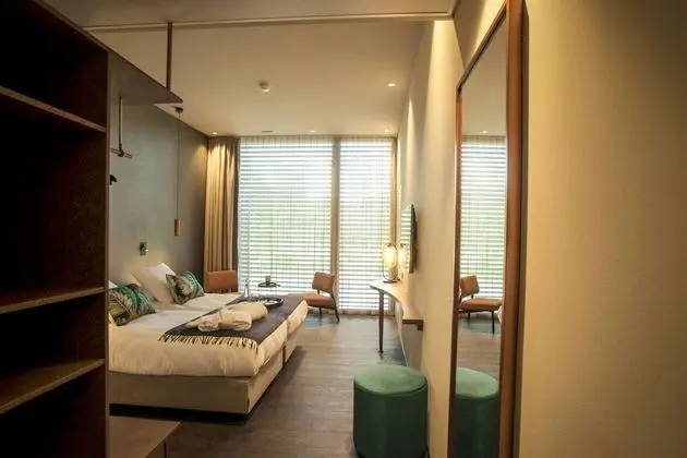 Hôtel Restaurant Port-Conty