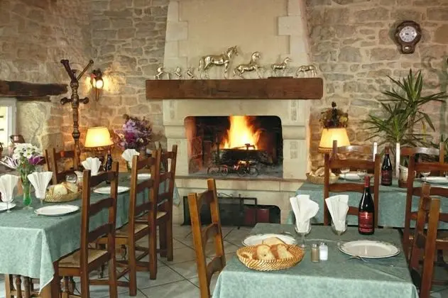 Hôtel Restaurant Rodier - Yerinde Yemek