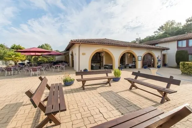 Hôtel Restaurant Solenca - Dış Mekan