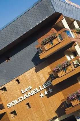 Hôtel Restaurant SPA Les Soldanelles - Dış Mekan