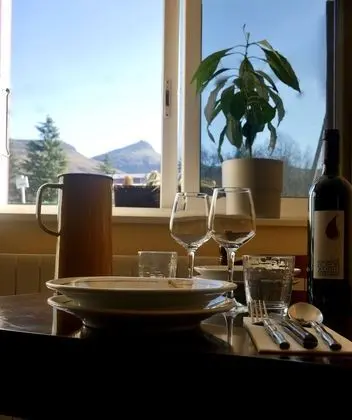 Hôtel Restaurant Trabenia - Yerinde Yemek
