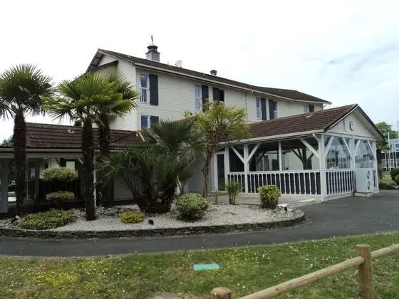 Hôtel Wood Inn Bordeaux Aeroport - Dış Mekan