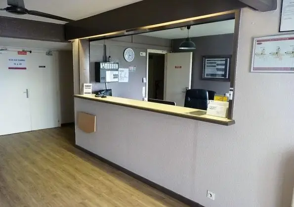 Hôtel Wood Inn Bordeaux Aeroport - Lobi