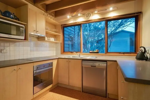 Hotham Sun Apartments - Mutfak