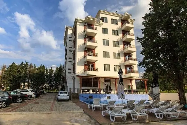 Hotel Hoti II - Dış Mekan
