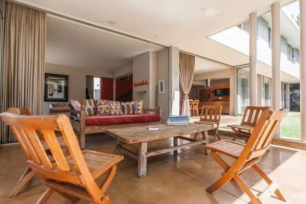 Houghton Place - Lobi