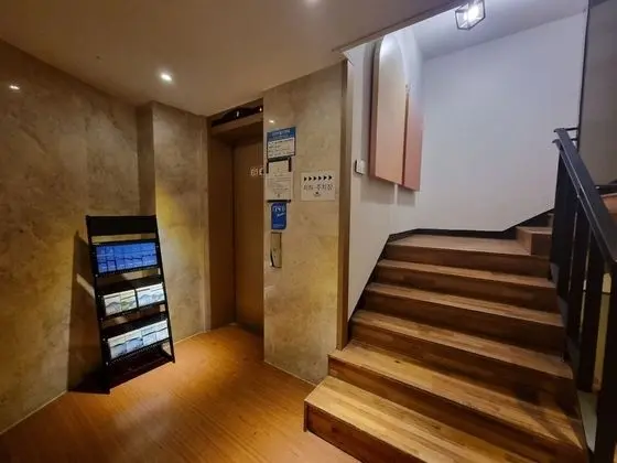Hound Hotel Seomyeon - Bumcheon - Lobi
