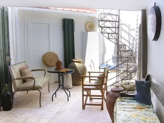 House 1910 by Zante Plaza - Öne Çıkan Resim