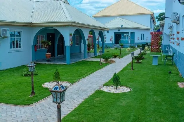 House 7 Resort - 1