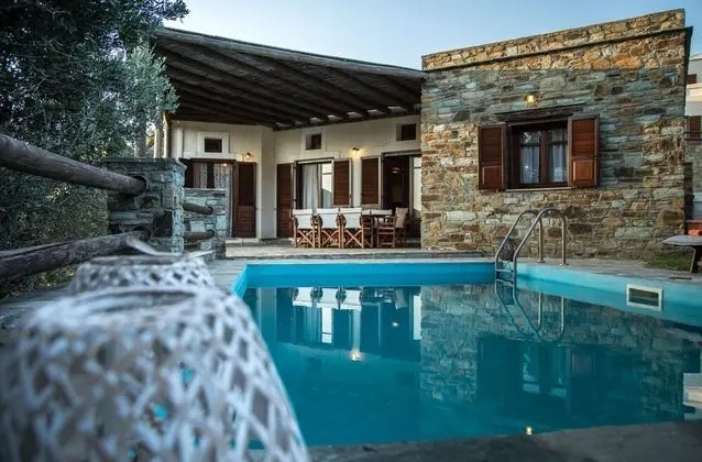 House With A Pool In Andros - Havuz