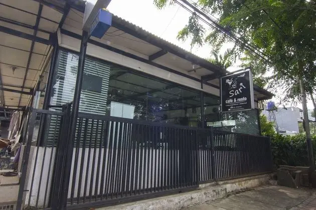 House of Arsonia Bougainvillea