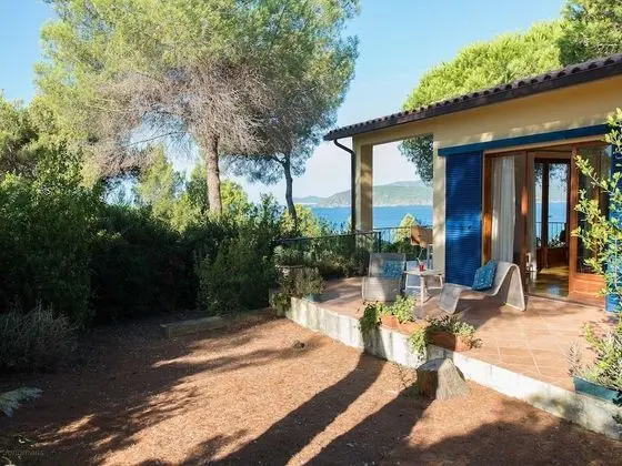 House With Direct Access and Private Terrace at Sea Near Capoliveri