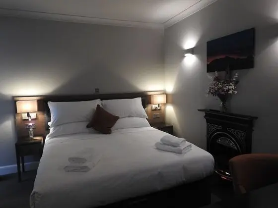 House Of Juniper - The Manse - İç Mekan