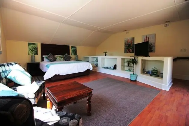 House on Morninghill - Öne Çıkan Resim