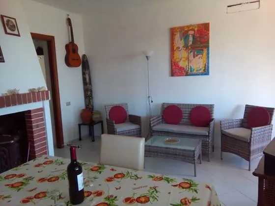 House in the Most Southern Point of the Island, Completely Fenced Super Price - Oda Düzeni