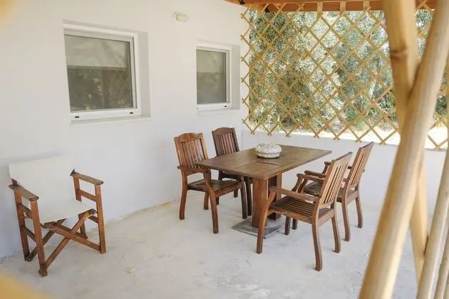 House of Paradise in front of the golf court-sea - Yerinde Yemek