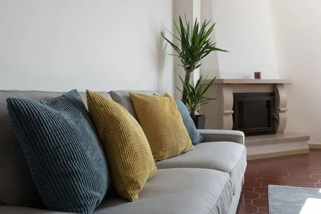 House and People - Feliciano Ramos 2