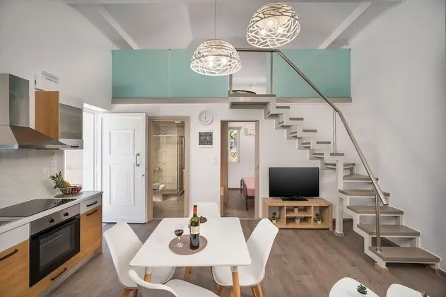 House Sirili