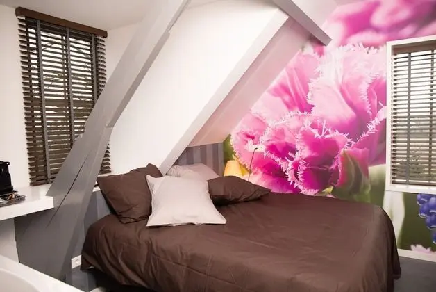 House of Tulips - Öne Çıkan Resim