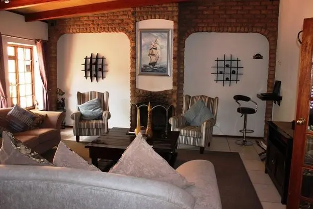 House on York Guest House - Lobi