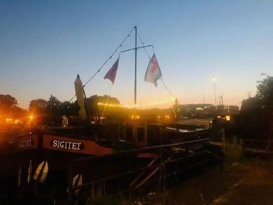 Houseboat Tante Piet