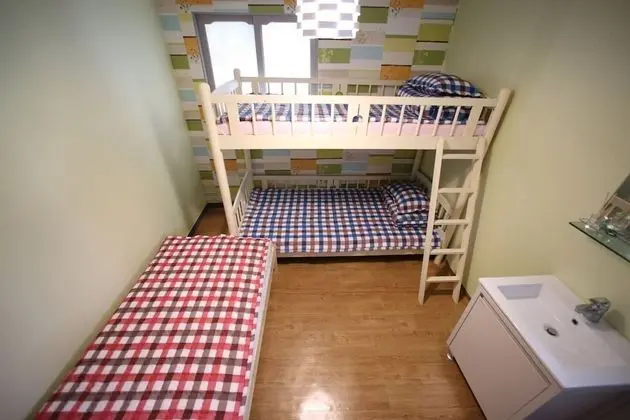 Housetay Guesthouse 3nd Branch - Oda