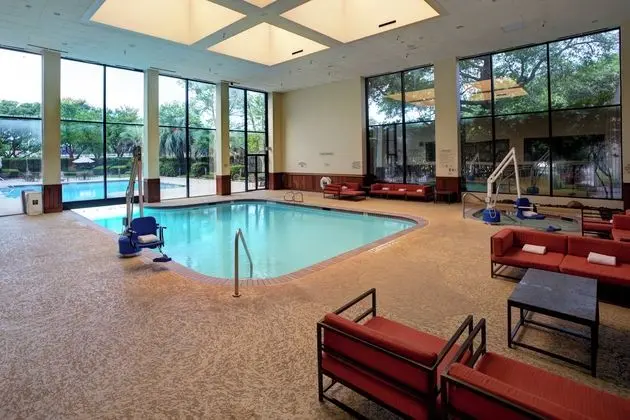 Houston Marriott North at Greenspoint - Havuz