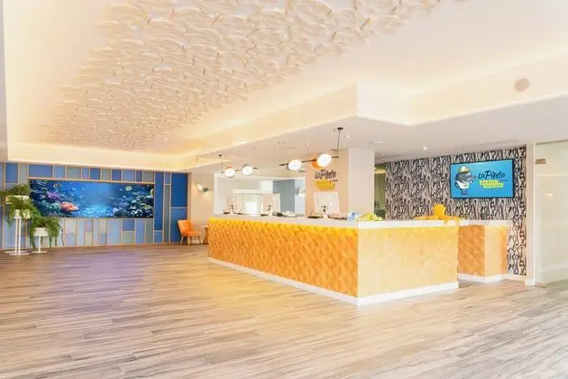 Hovima La Pinta Beachfront Family Hotel - Lobi