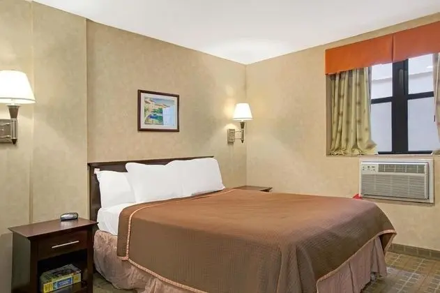 Howard Johnson Bronx Near Stadium