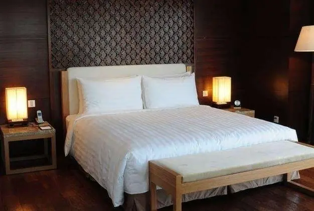 Howard Johnson Huaihai Hotel Shanghai