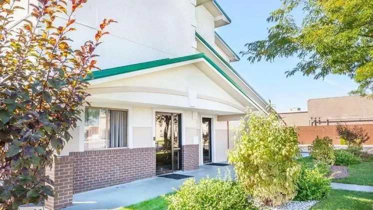 Howard Johnson Inn Fort Wayne
