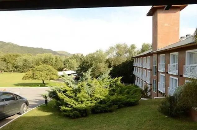 Howard Johnson Inn Villa General Belgrano