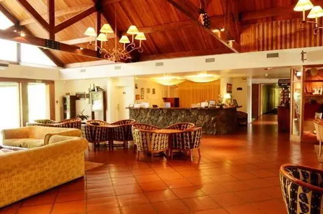 Howard Johnson Inn Villa General Belgrano - Lobi