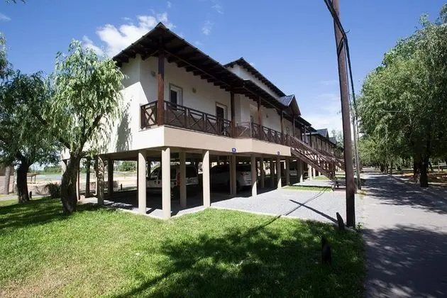 Howard Johnson Hotel & Marinas San Pedro Resort