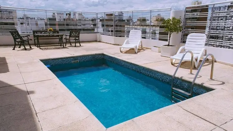 Howard Johnson Hotel Rosario
